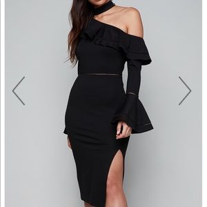 Gorgeous Bebe midi dress